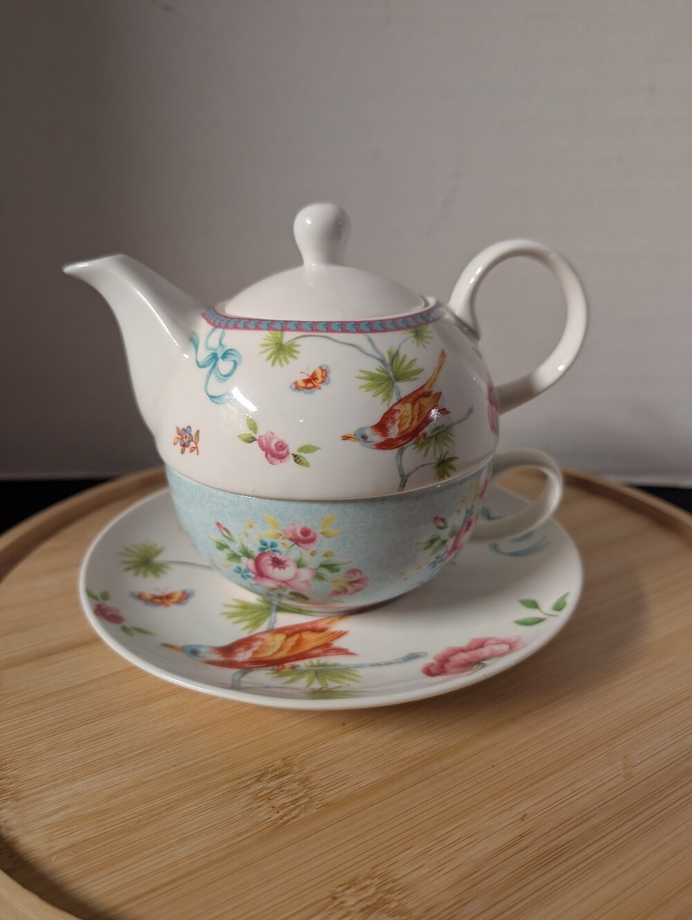 The English Table Floral Bone China Bridgertron Teapot Cup Saucer Rose‎ Garden